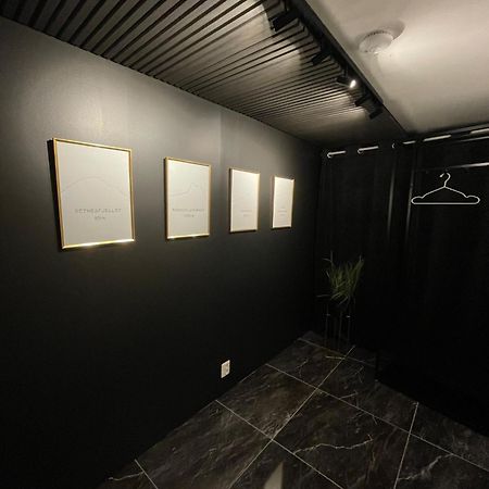 Appartamento Andalsnes Underground Flat Esterno foto