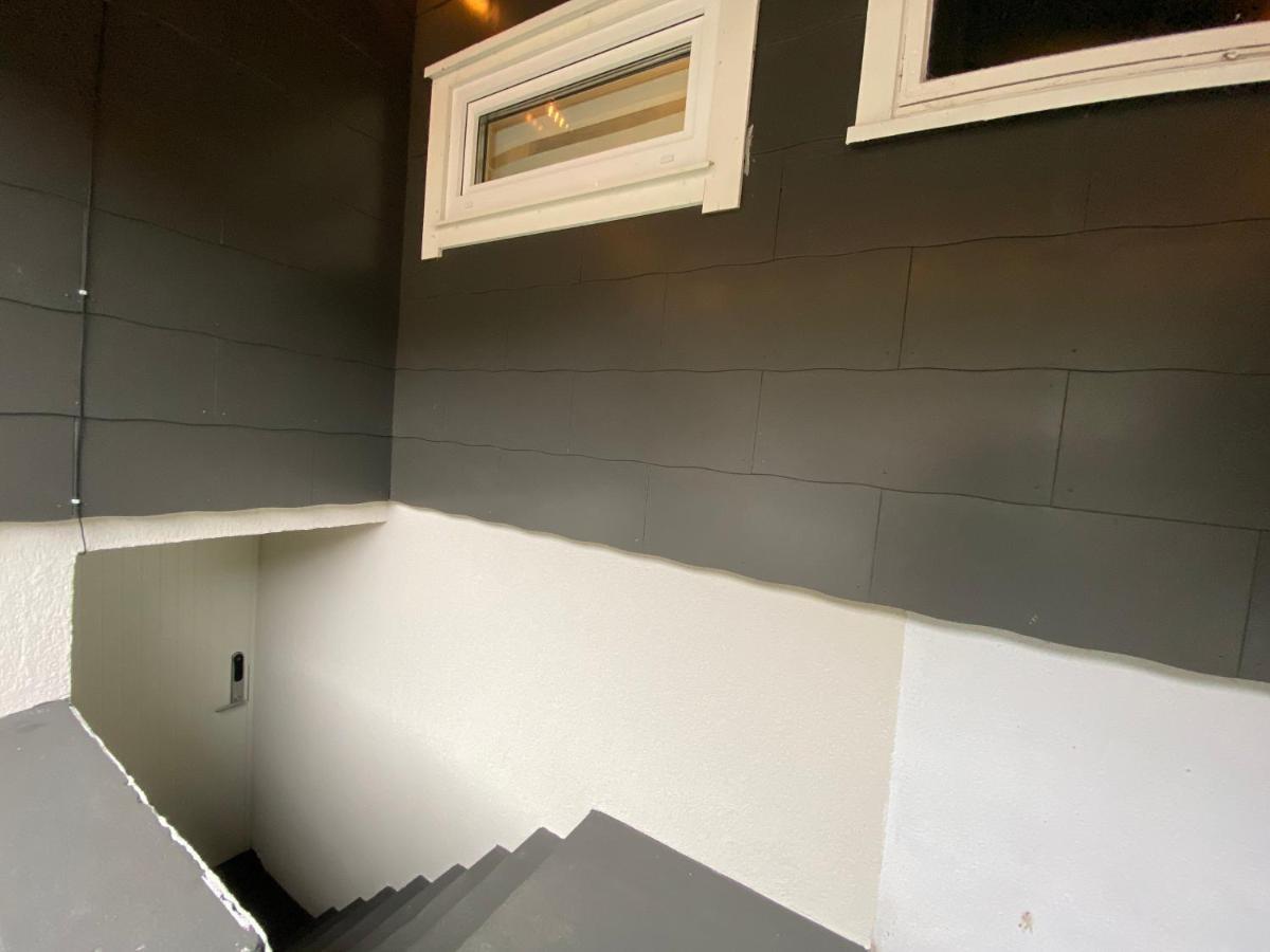 Appartamento Andalsnes Underground Flat Esterno foto