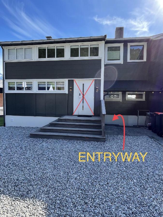 Appartamento Andalsnes Underground Flat Esterno foto