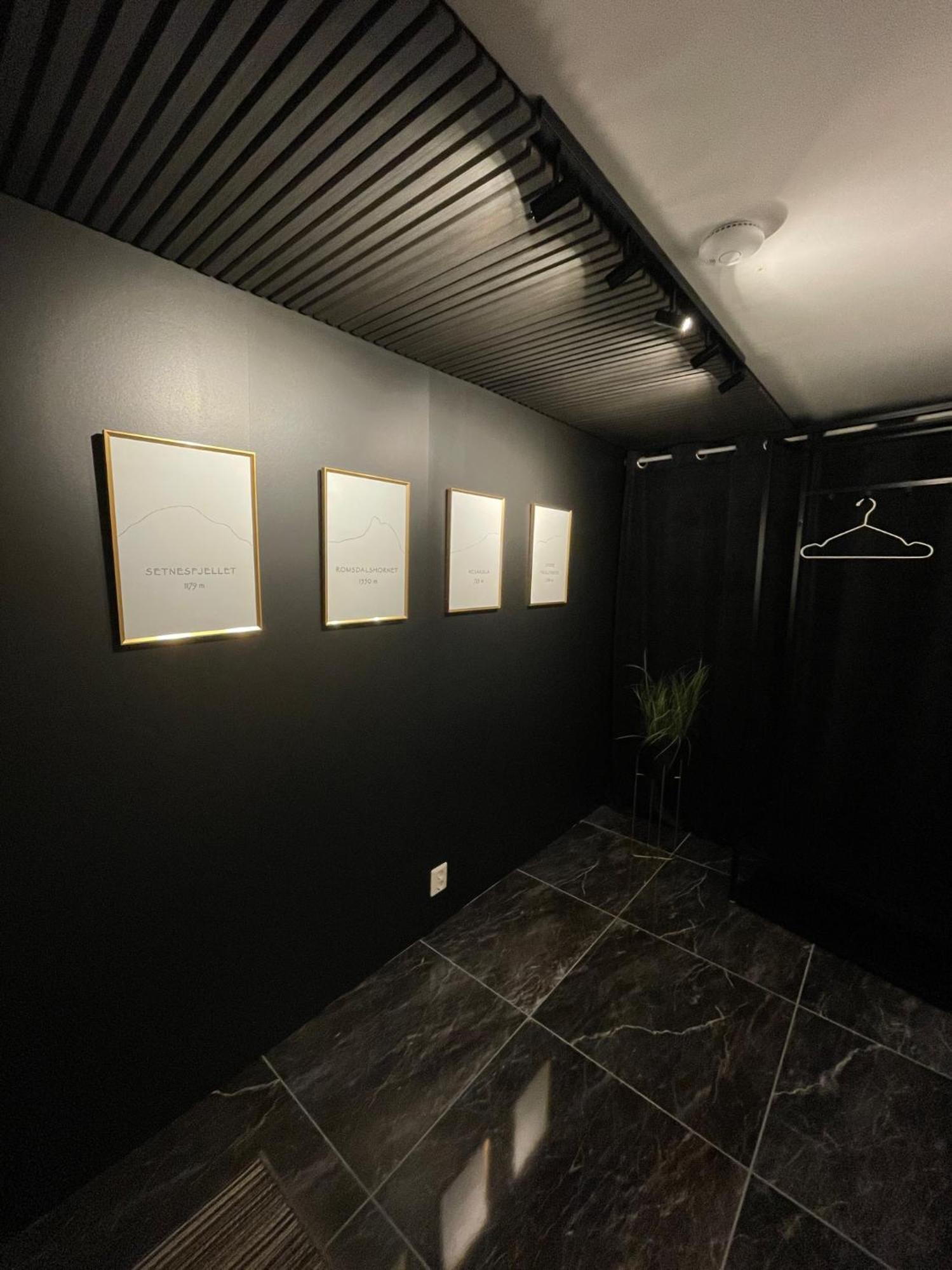 Appartamento Andalsnes Underground Flat Esterno foto