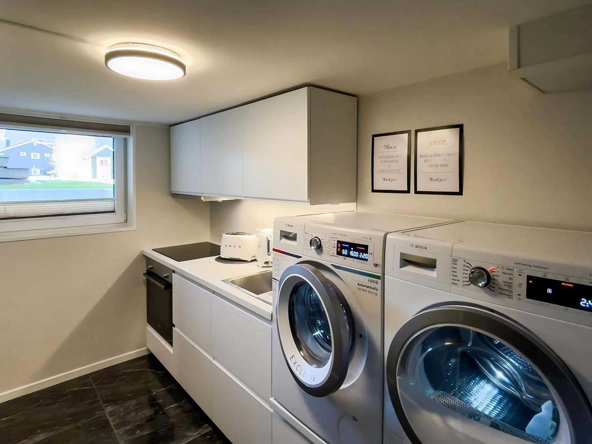 Appartamento Andalsnes Underground Flat Esterno foto