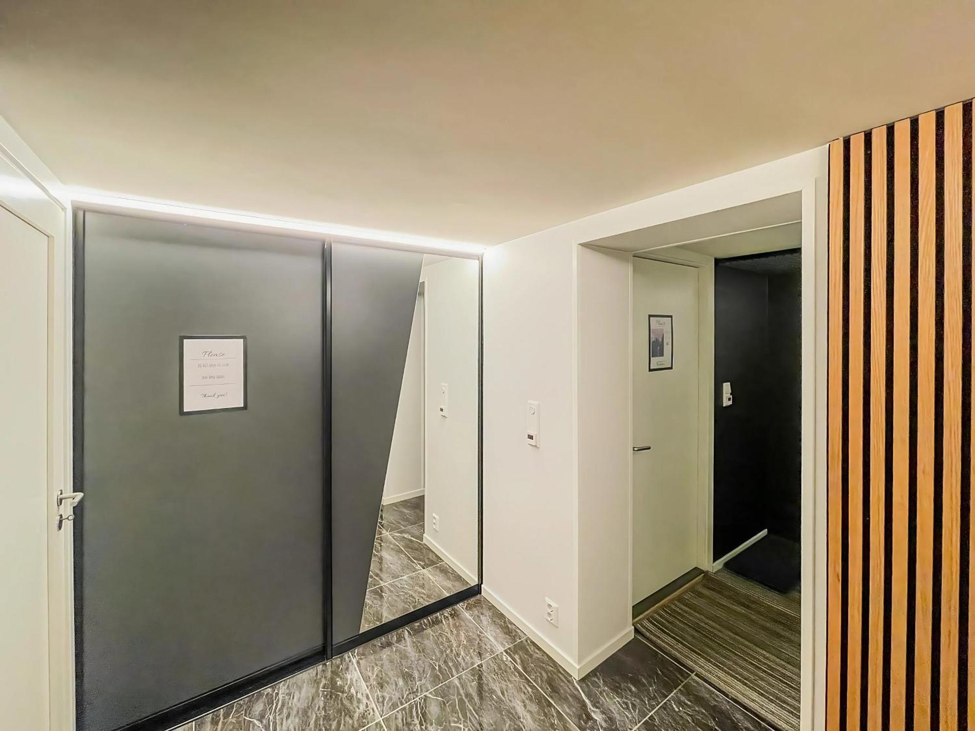 Appartamento Andalsnes Underground Flat Esterno foto