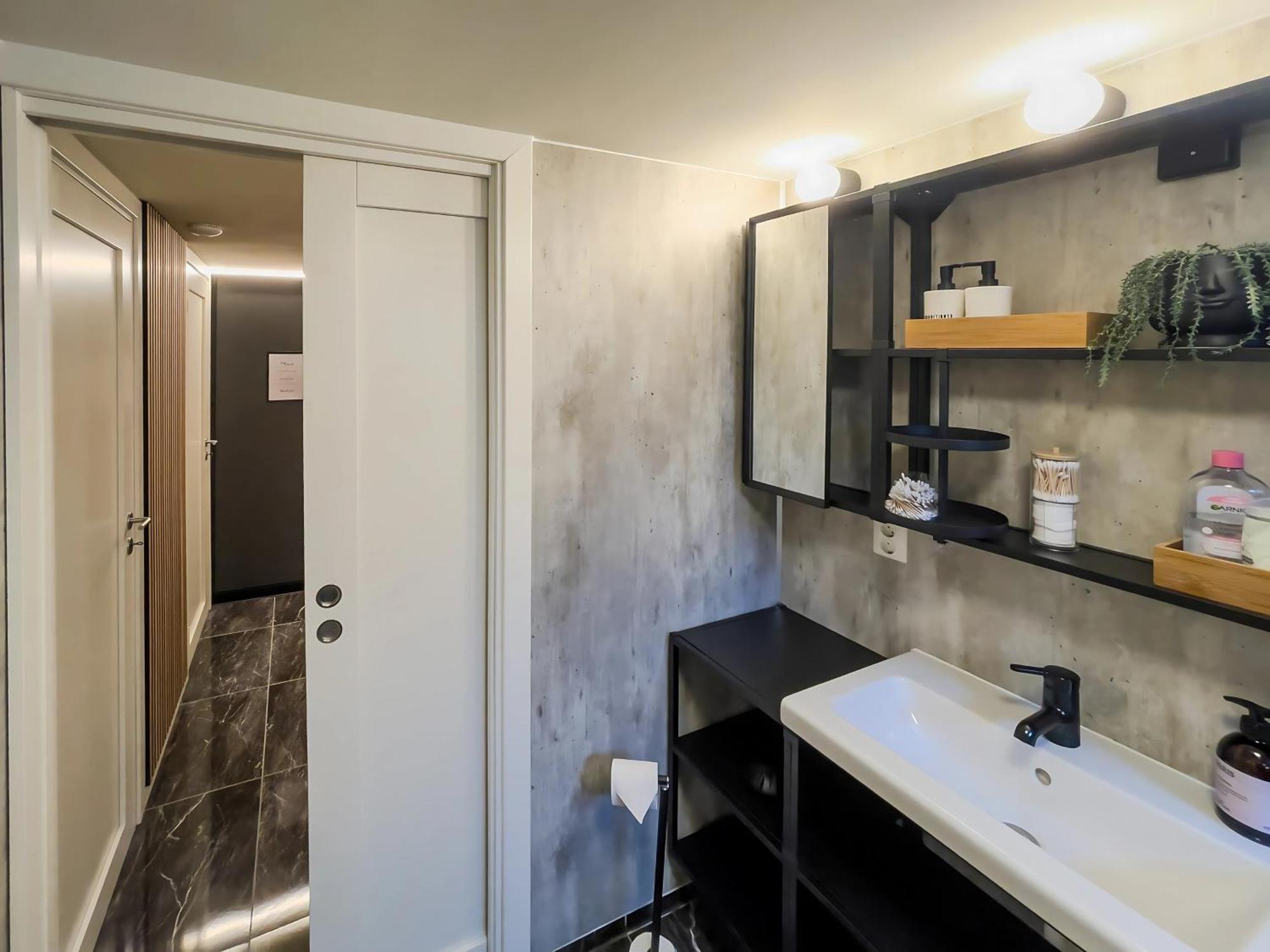 Appartamento Andalsnes Underground Flat Esterno foto